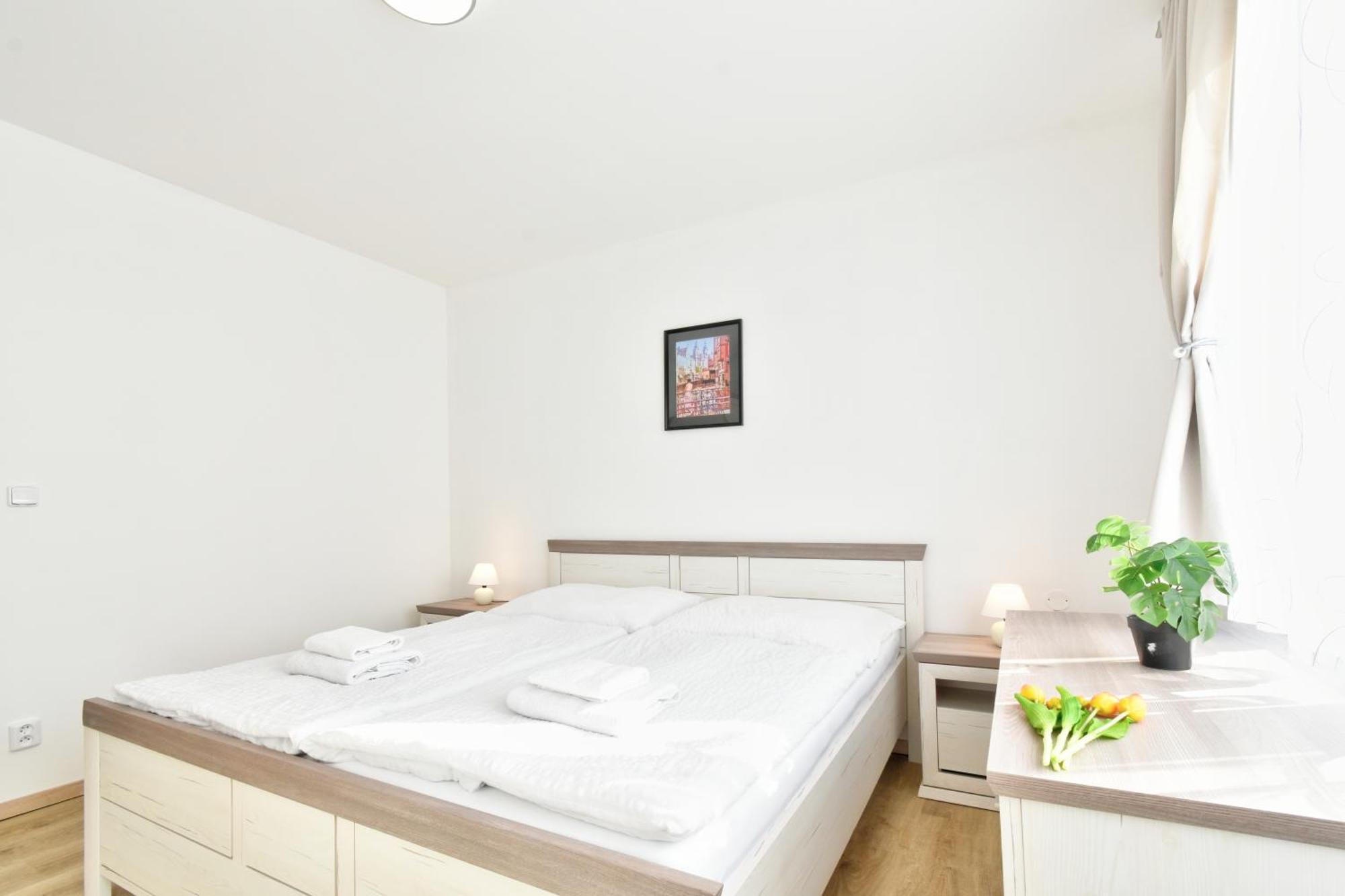 Karlsbad Central Point 外观 照片